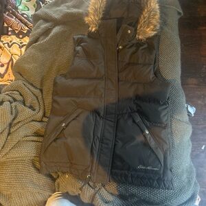 Eddie Bauer Black Quilted Puffer Vest with Faux Fur Trim